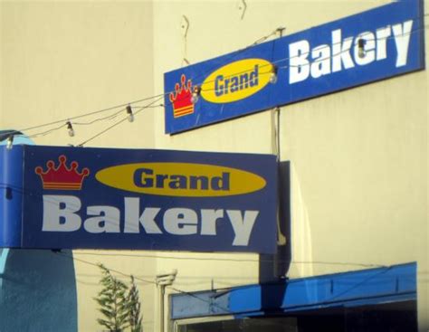 Oakland's Grand Bakery selling for $1